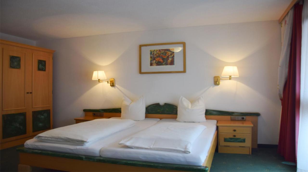 Berghotel Basur - Das Schihotel Am Arlberg Flirsch Cameră foto