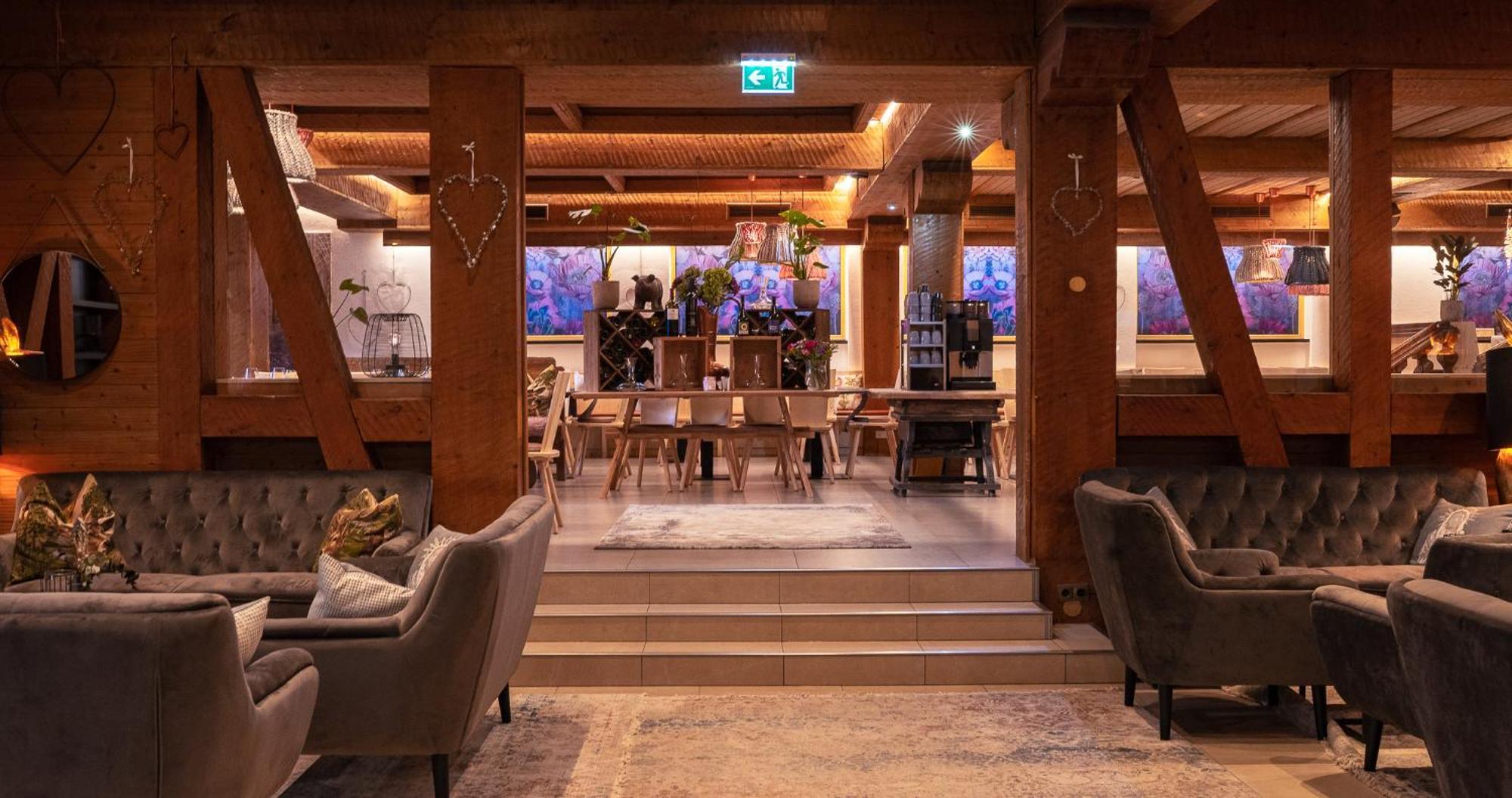 Berghotel Basur - Das Schihotel Am Arlberg Flirsch Exterior foto