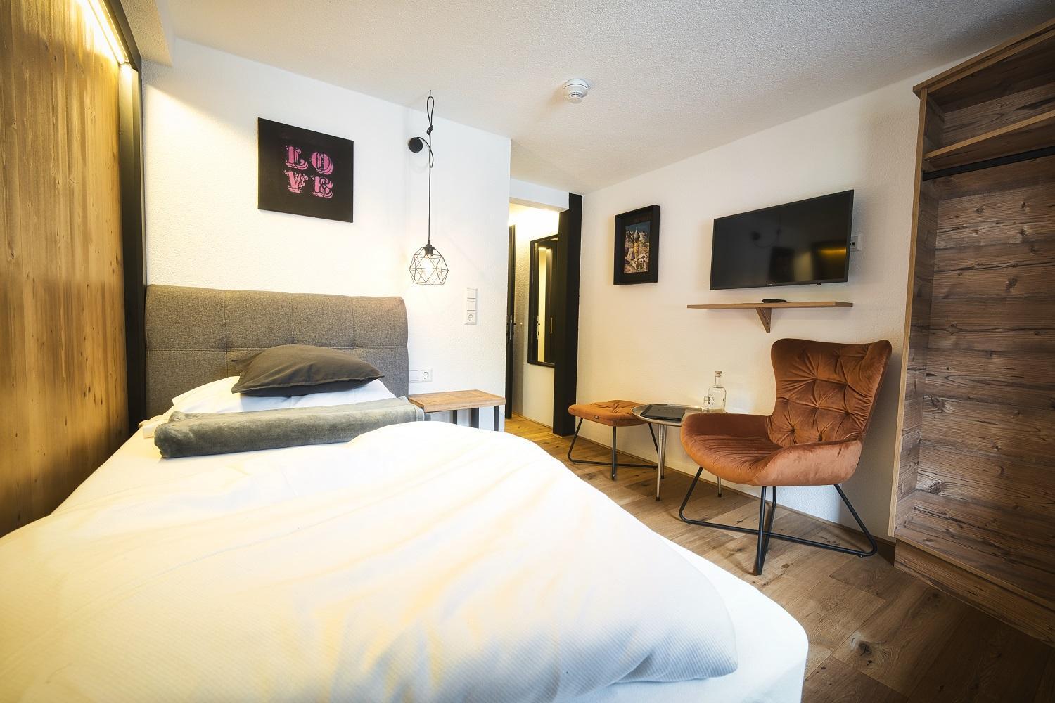 Berghotel Basur - Das Schihotel Am Arlberg Flirsch Exterior foto